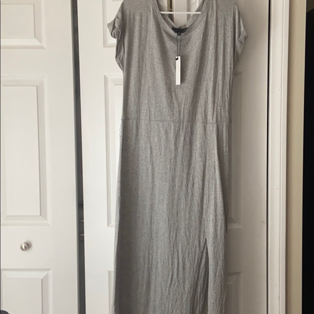 Women’s dress